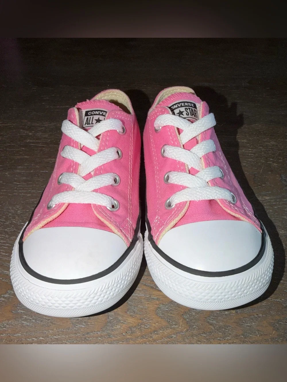 Pink Converse All Star Chuck Taylor Low Top Sneakers size 8